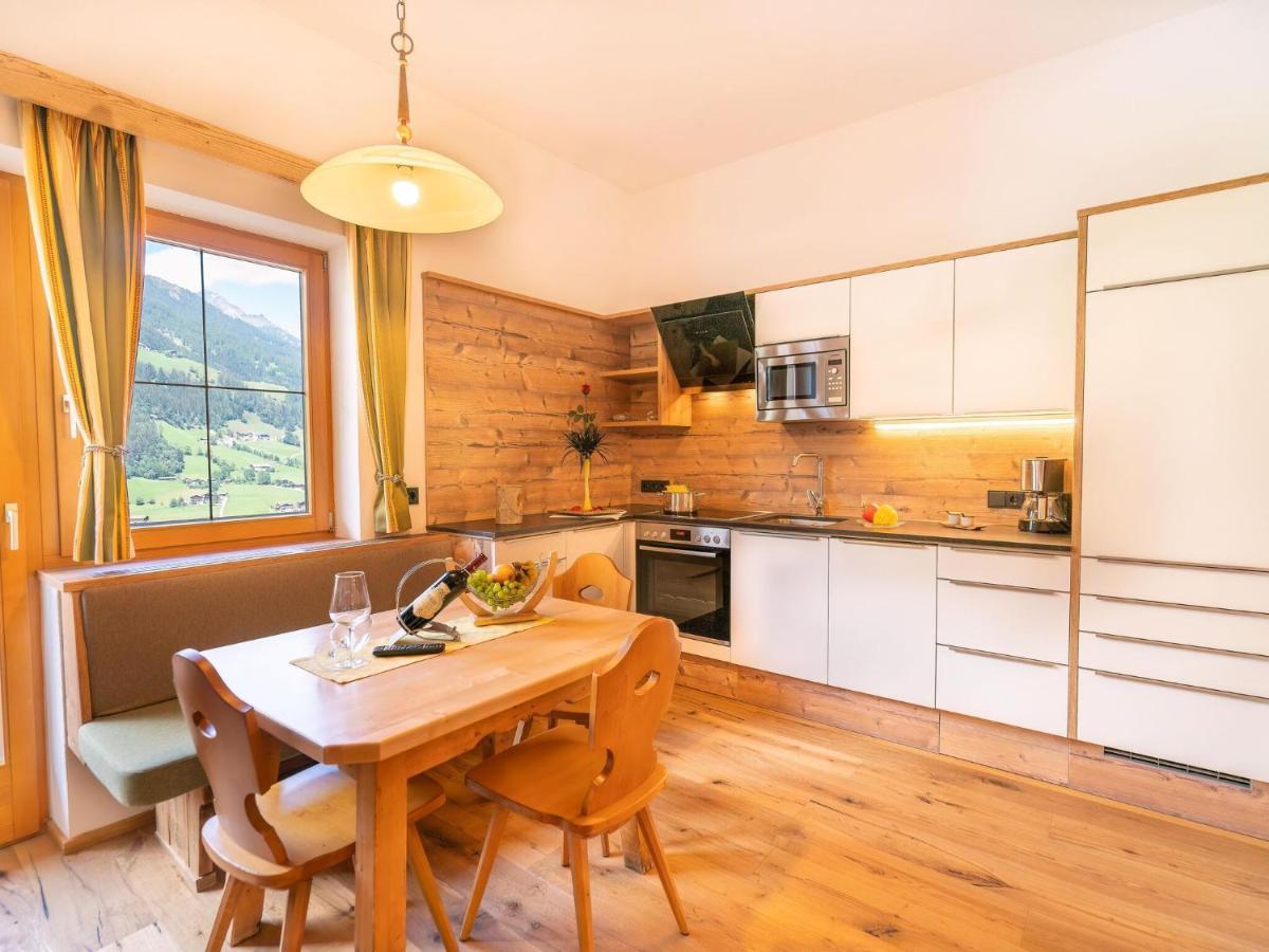 Apartment In Neustift Im Stubaital Near Ski Lift Екстер'єр фото